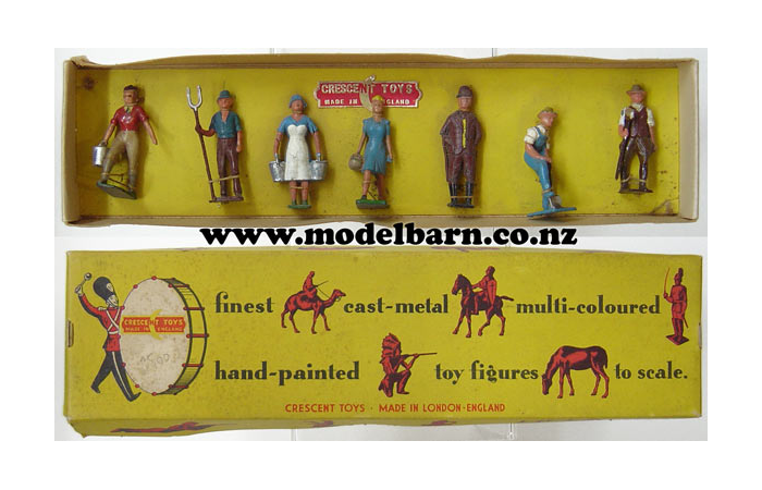 1/32 Farm Figures Set Crescent (7, lead, boxed)