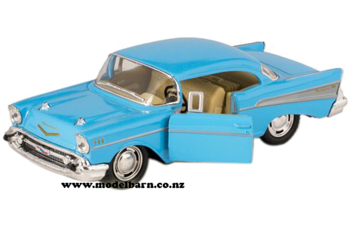 1/40 Chev Bel Air Coupe (1957, light blue)