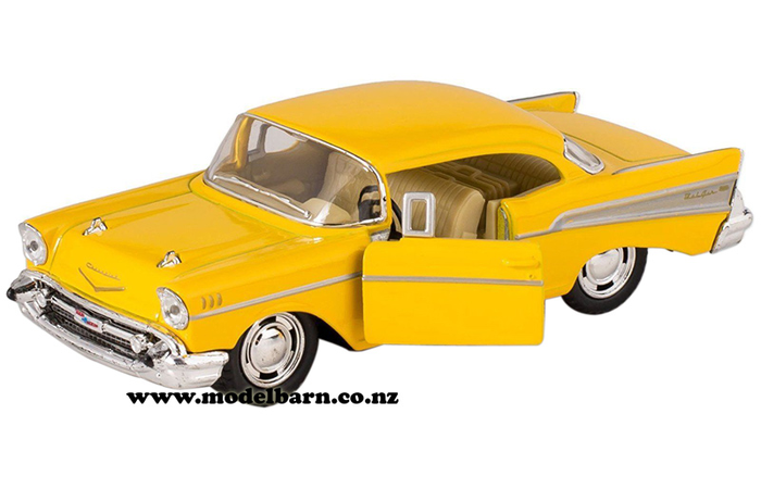 1/40 Chev Bel Air Coupe (1957, yellow)