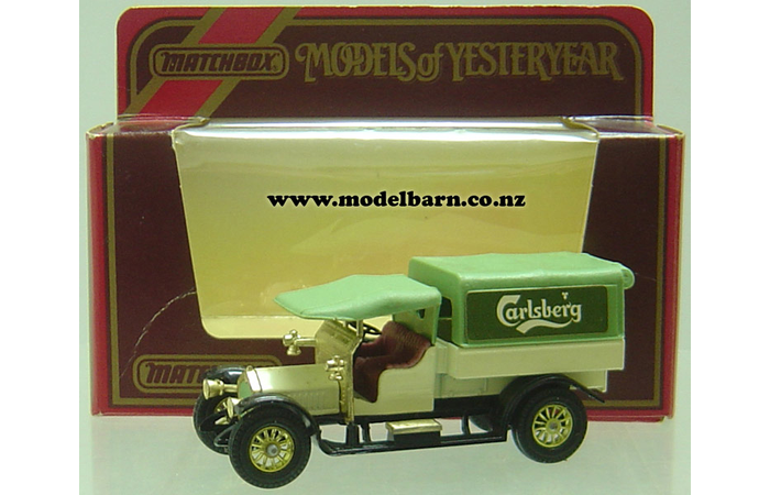 1/47 Crossley Pick-Up (1918, white & green) "Carlsberg"