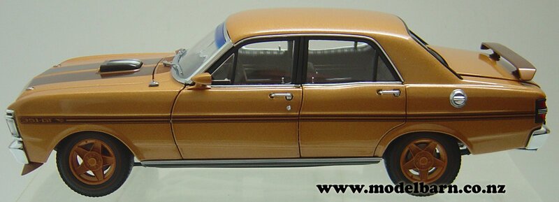 1/18 Ford XY Falcon GTHO Phase III (Gold) 