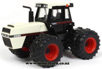1/64 Case 4894 with Duals All-round-case-Model Barn