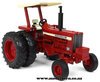 1/32 Farmall 856 with ROPS & Rear Duals